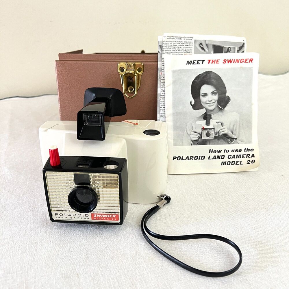 1970s Polaroid Swinger Model 20 Land Camera Bundle Retro Display Piece UNTESTED